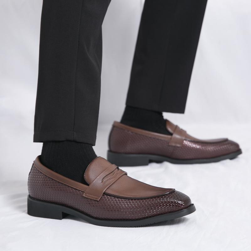 Fashion Men's Casual Leather Shoes Minimalist Luxury Style Office and Business Groom's Wedding Party Dress Black Brown Retro Slip On