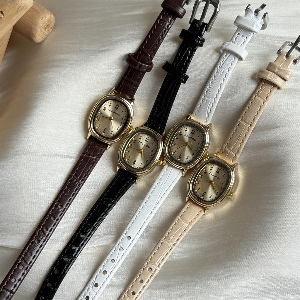 Supply Niche High-Value Wind Oval Disc Retro Watch Women'S Literary Exquisite Leisure Belt