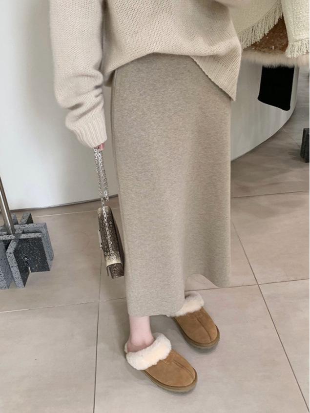 

Premium Soft Knit Midi Skirt for Women - High-Waisted, A-Line, Hip-Hugging, Perfect for Autumn and Winter S