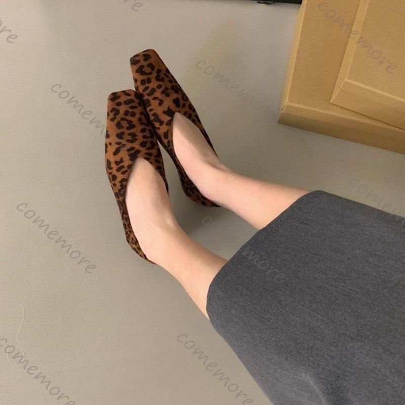 Fashion Comemore French Retro Suede Square Head Shallow Mouth Single Shoes for Women 2025 Spring Autumn New Temperament Slip On Flats