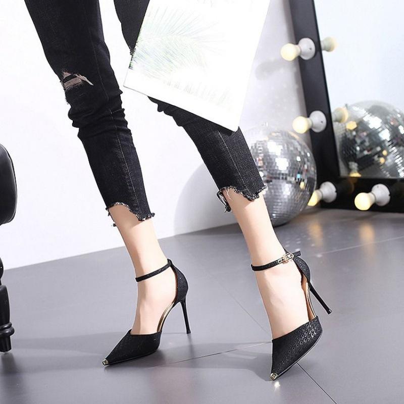 Shoes women's high sense niche high heels new 2025 versatile Internet celebrity sandals thin heel pointed French single shoes