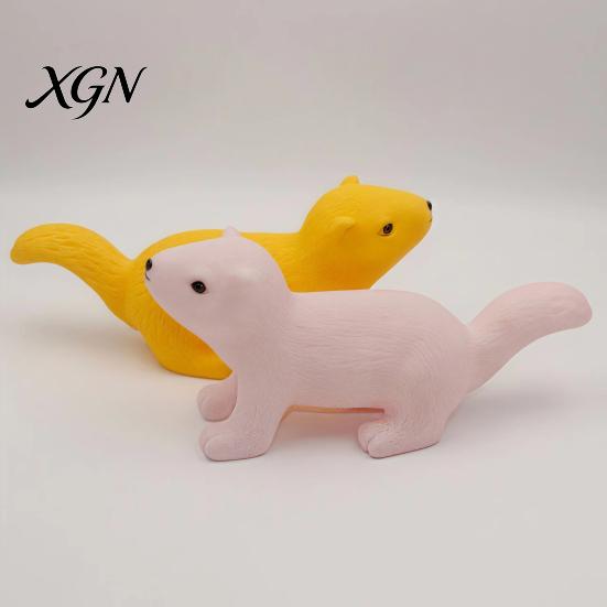 Soft Pinch Toy for Children Realistic Squirrel Squeeze with Sound TPR Fidget Built-in BB Kids Adults Cute Animal-Shaped Decompression Gadget