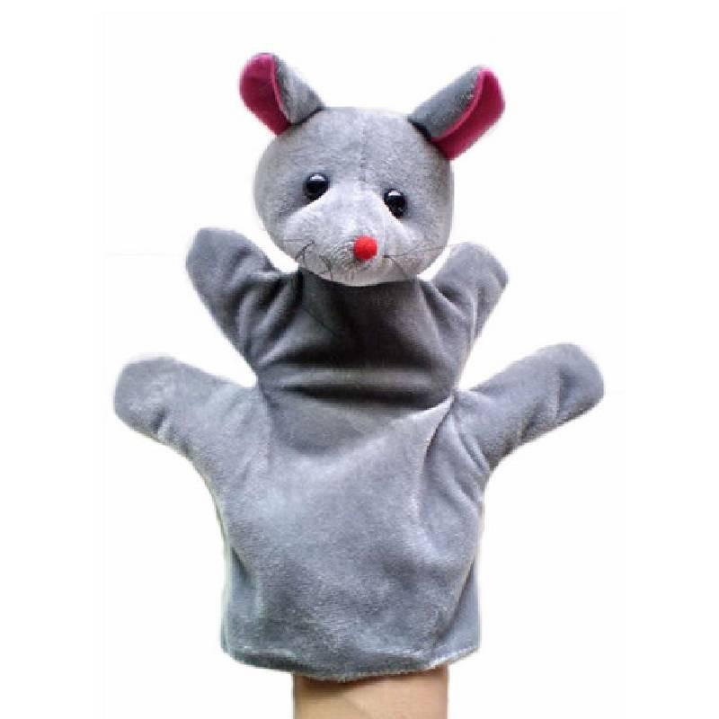 Weiche und entzückende Handpuppen von Gemeinschaftshelfern mit bunten Tiermotiven