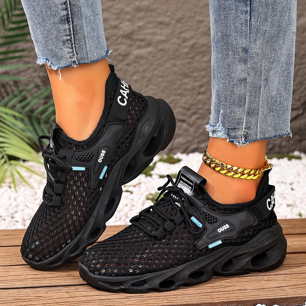Shoes: Women's 2025 Summer New Casual Sneakers: Fly-Woven Mesh, Breathable, Lightweight, Soft Soles, Versatile Lace-Up Single Shoes