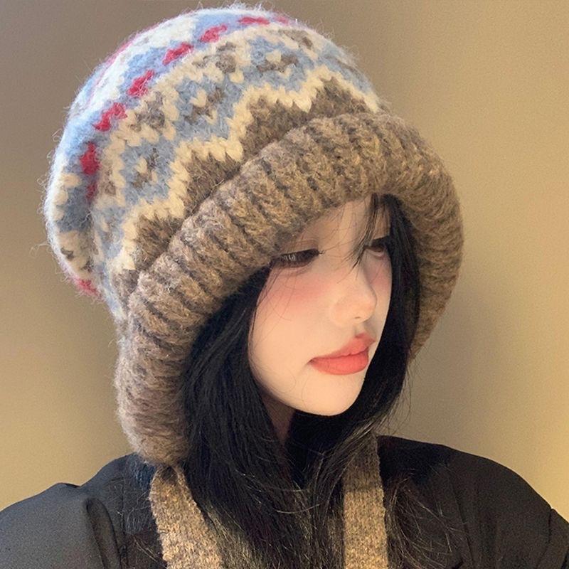 Knitted Hat for Women In Autumn and Winter High End Fashion Wool Hat Big Head Circumference Showing Face Small Warm Piles of Hat Cold Hat