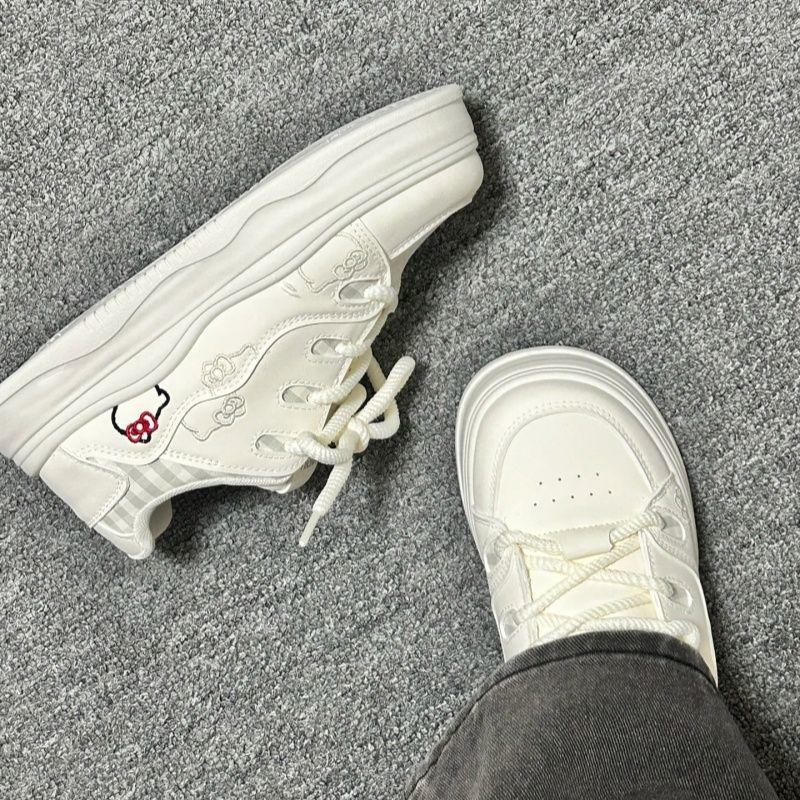 Super Fire Campus Women's Shoes Versatile Autumn and Winter Niche Platform Students Casual Light Sports Shoes Board Shoes