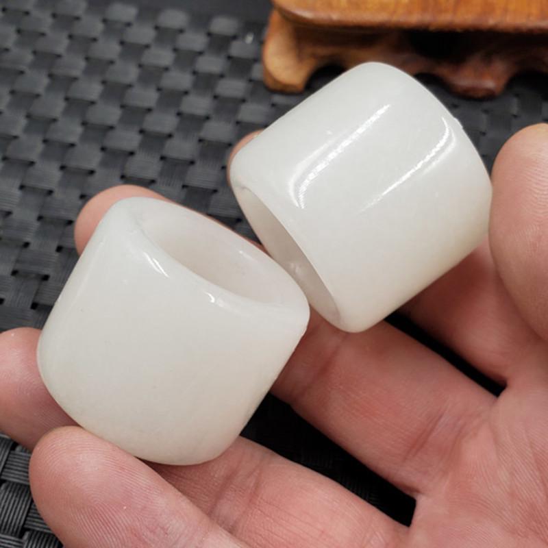 Hetian White Jade Thumb Ring – Widened Calcite Design Inner diameter approx. 18-19 mm