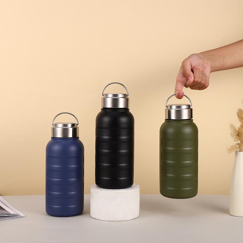 750ml Çift Katmanlı Paslanmaz Çelik Termos Kupa Taşınabilir Spor Vakumlu Matara Büyük Kapasiteli Termal Su Şişesi Bardak