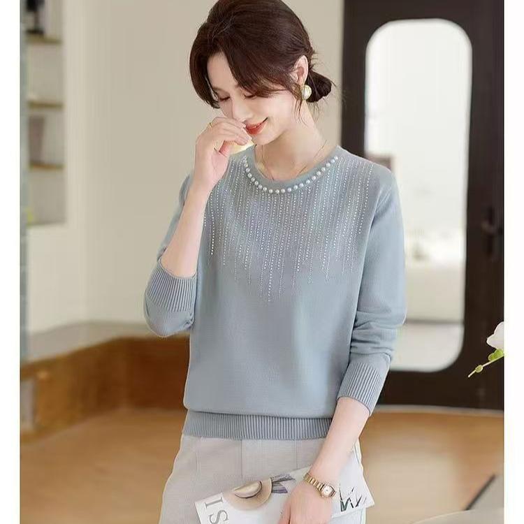 Spring Autumn Women's Round Neck Knit Sweater Loose Beaded Knit Pullover Top