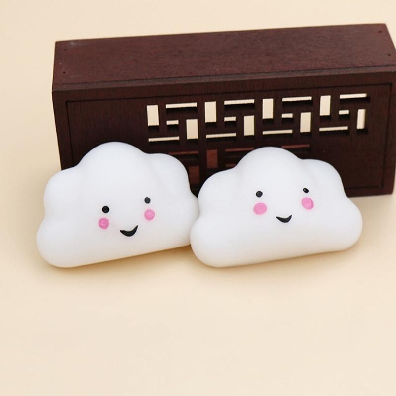 Kawaii Squishy Mini Cloud Squeeze Soft Press Relieve Slow Rising Promotion Toy