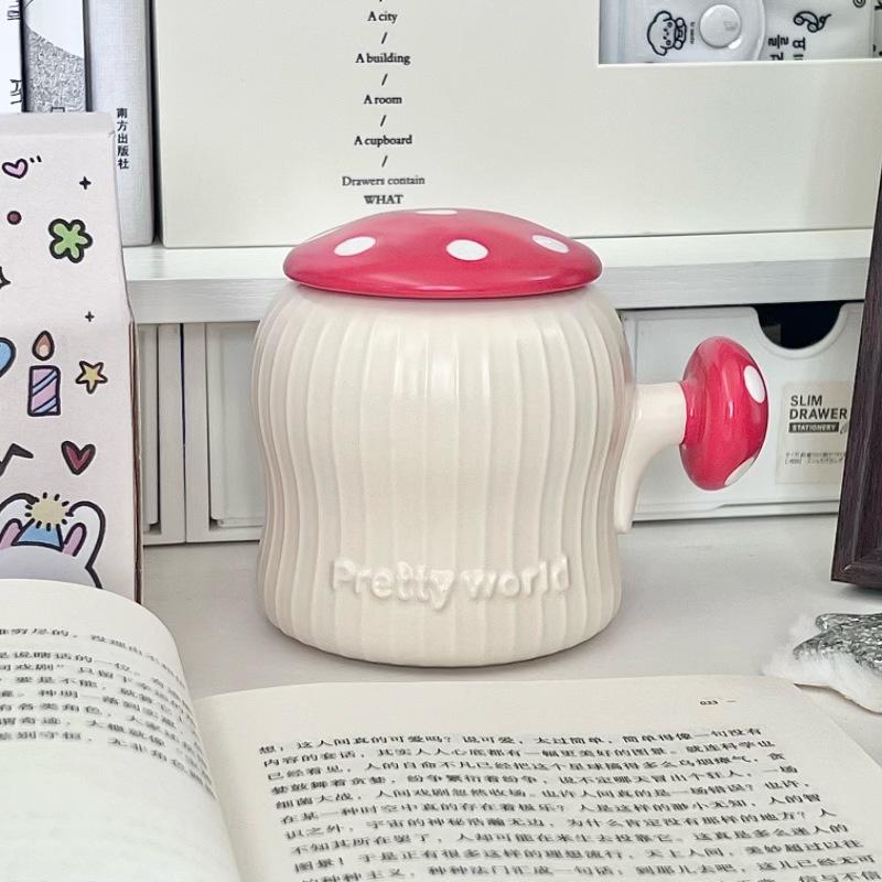 Hochwertige süße Pilztasse mit Deckel Mädchenherz Wasserbecher Keramiktasse mit großem Fassungsvermögen Mädchen Geburtstagsgeschenk