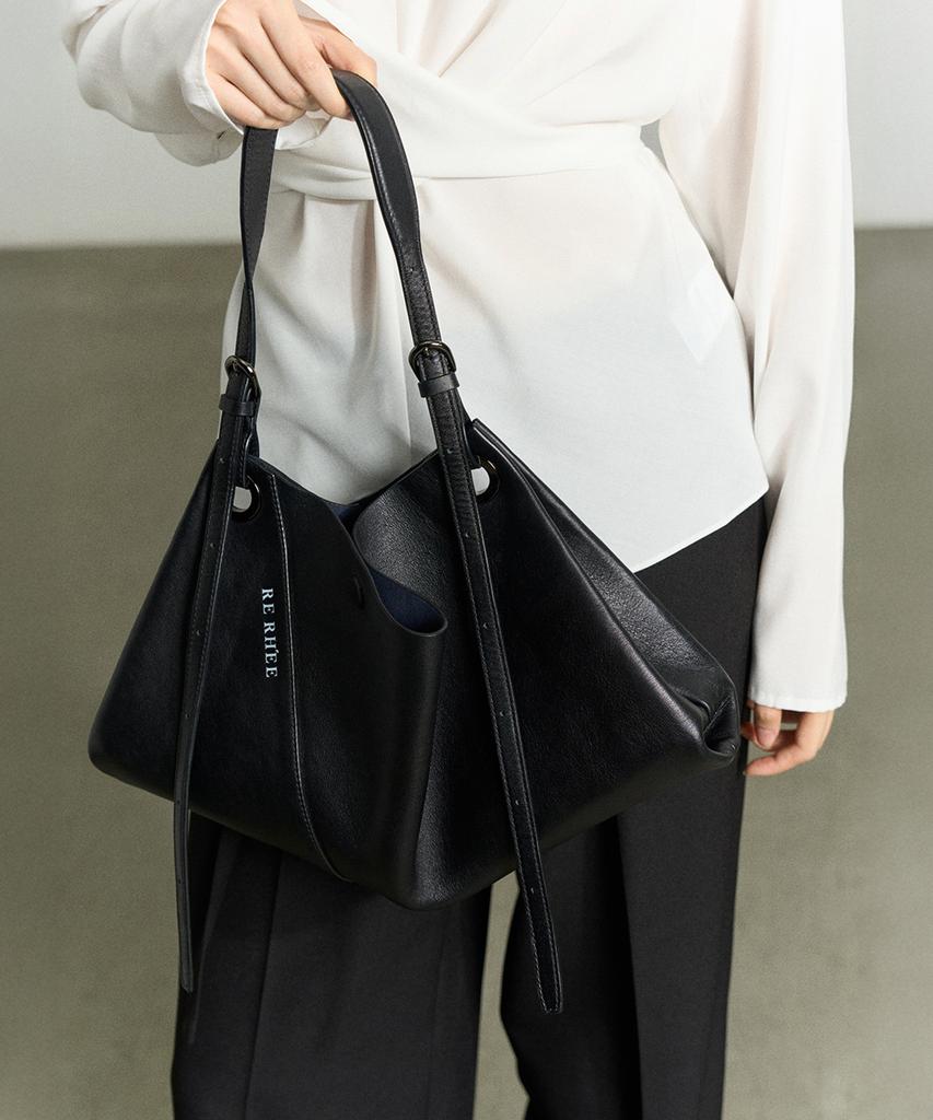 Re Rhee Adjustable Strap Leather Bag Black
