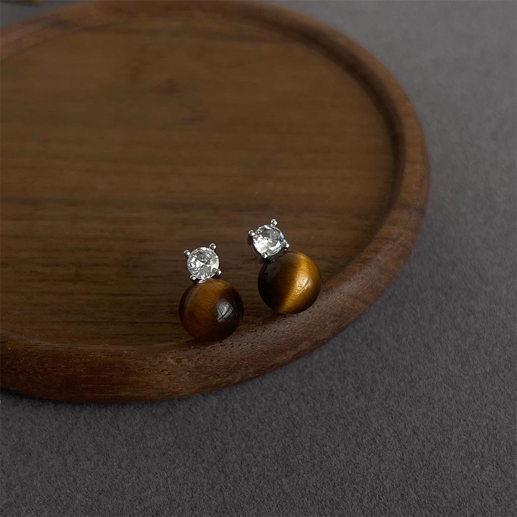 Retro Melaard Tiger's Eye Handmade French Light Luxury Stud Earrings for Women