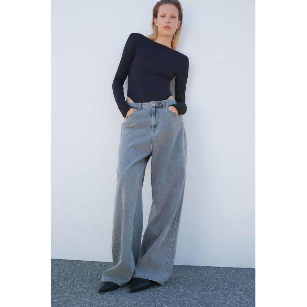 

Боди HM с подплечниками и поясницей, черное