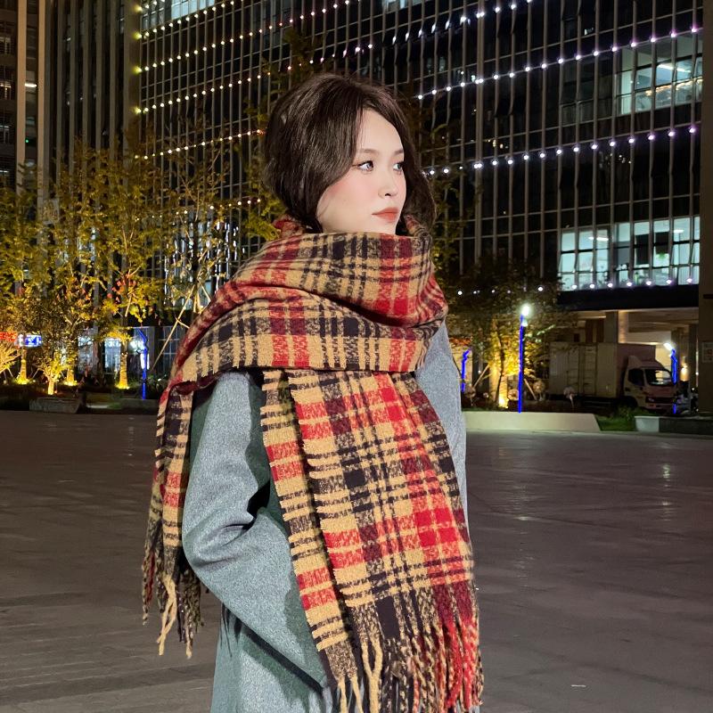 

Maillard Korean Style Fleece-Like Cashmere Plaid Scarf Women s High-End Couple Thickened Shawl Student Versatile Warm Neck Warmer One Size