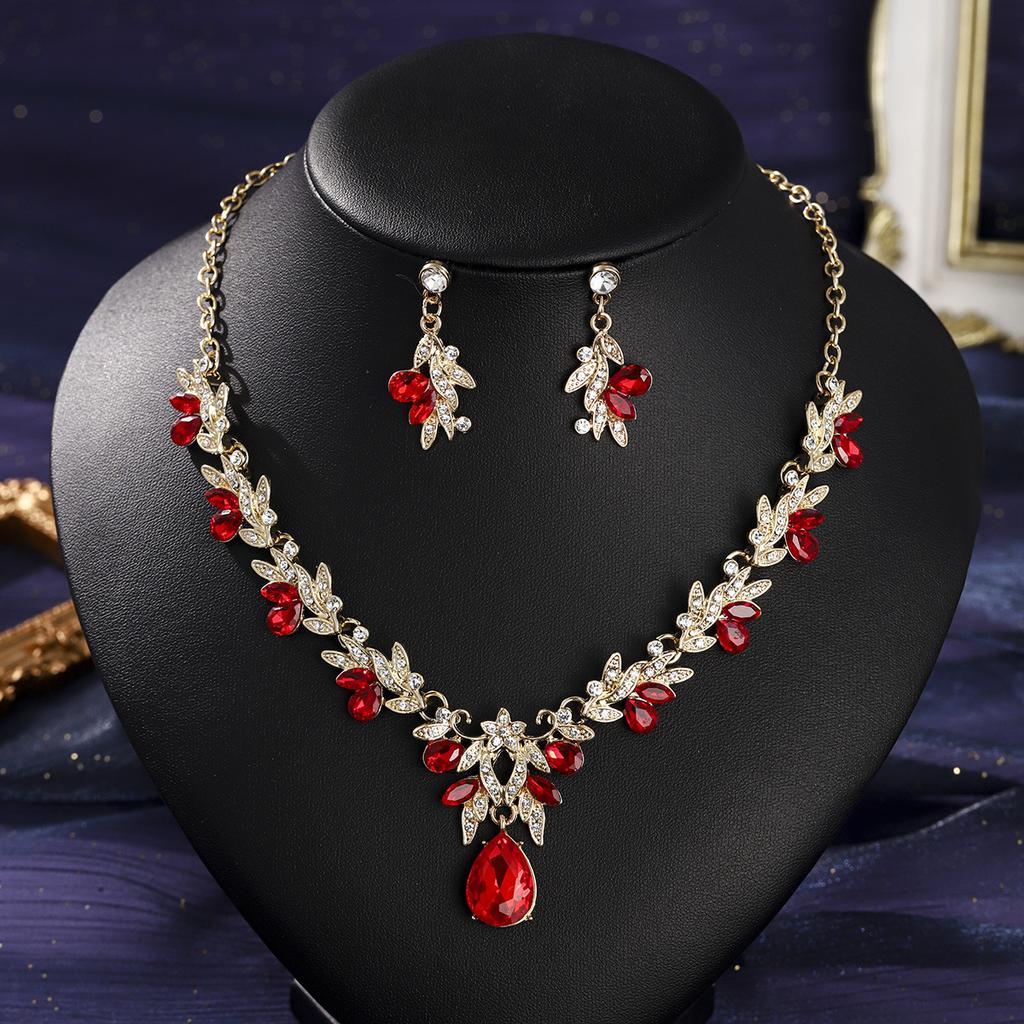 European and American Retro Necklace Earrings Set Bridal Wedding Banquet Dress Accessories Exaggerated Luxury Ruby Two-piece Set 2026