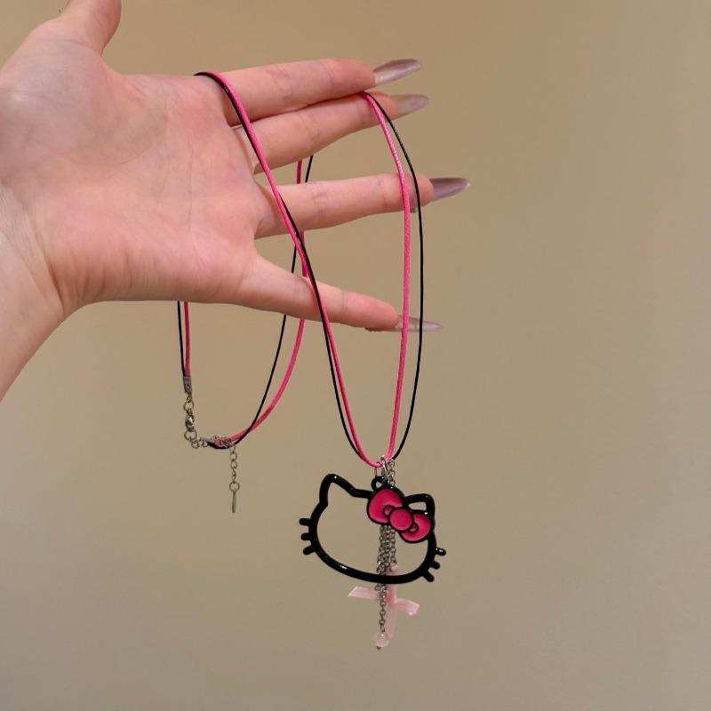 

Sweet girl heart hollow kitty cat pendant necklace female sweet cool versatile long collarbone chain accessories new