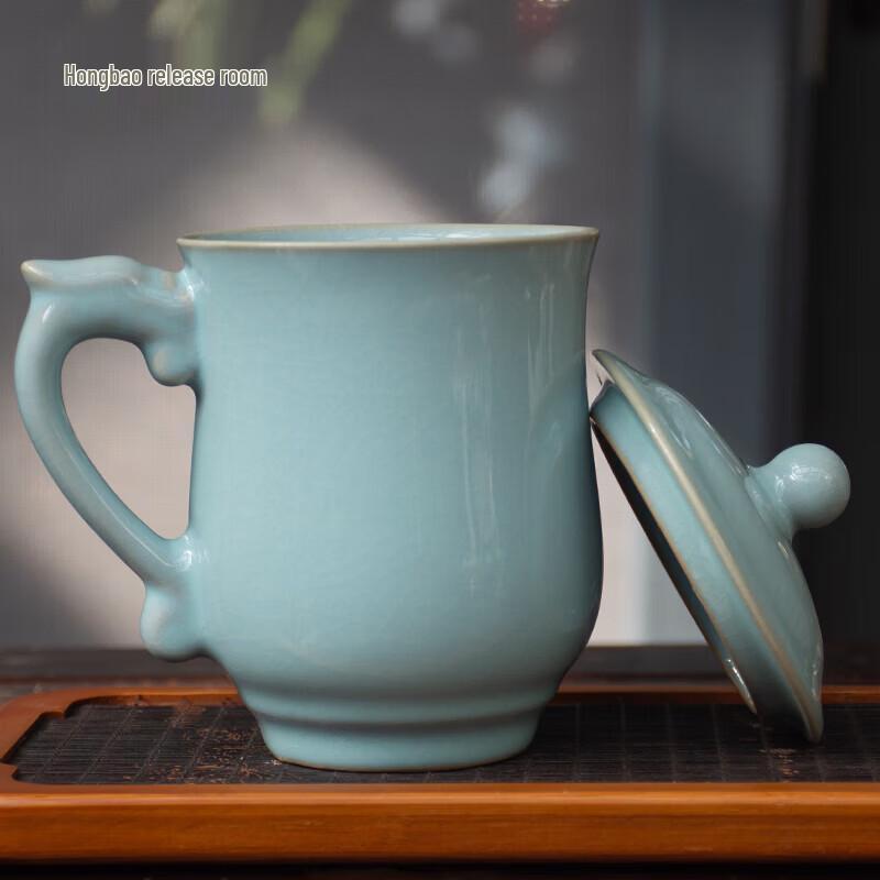 Ru Kiln Celadon Teacup with Lid