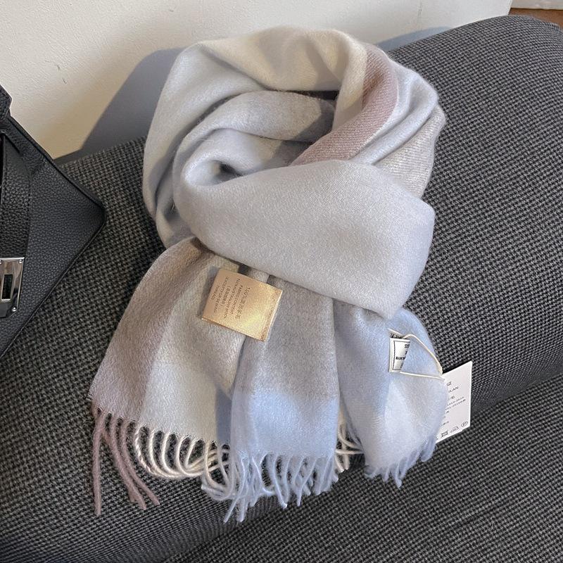 2025 Unisex 100% Wool Scarf: Versatile and Warm for Autumn & Winter