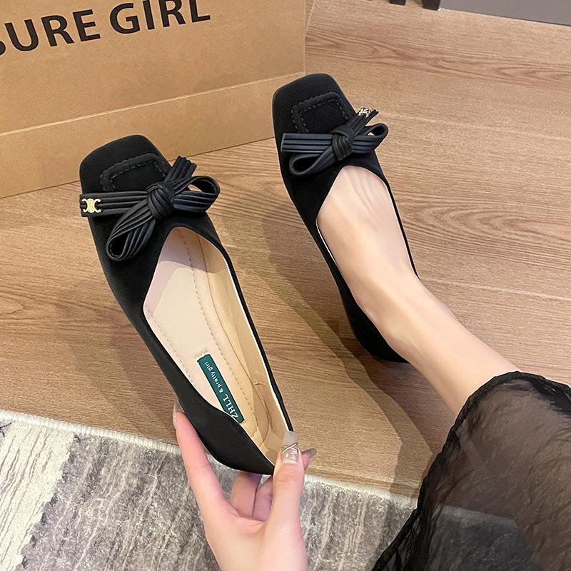 

8-33 single shoes women s 26 spring flat shoes fat feet wide fat large size women s shoes comfortable flat bottom low top 35 чёрный