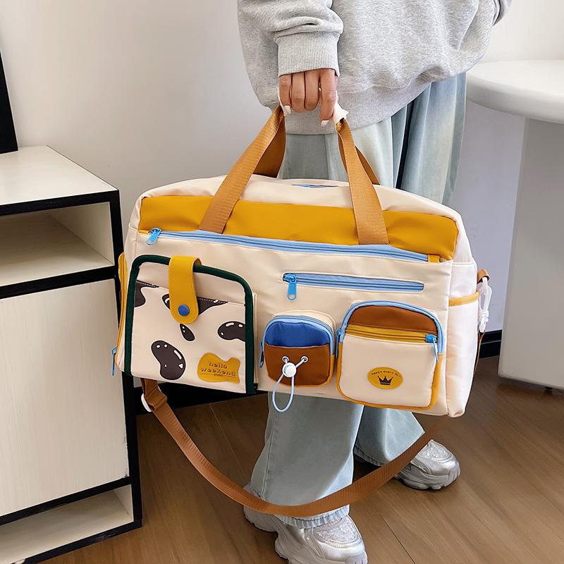 New Korean-style fitness bag, large capacity, fashionable and casual travel bag, suitable for short trips, sports, and yoga training for women