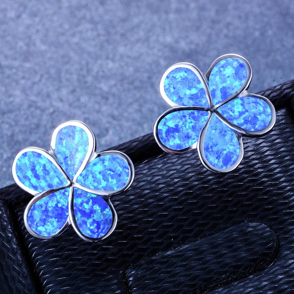 Five Petal Flower Earrings Delicate and Ladylike Accessory for Women