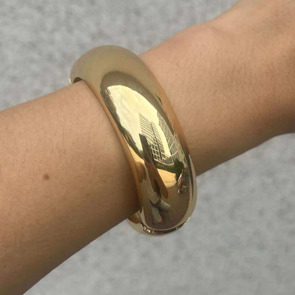 Irregular Exaggerate Resin Acrylic Chunky Wide Bangles for Women Exaggerated Geometric Metal Charm Bracelets Party Jewelry Gifts