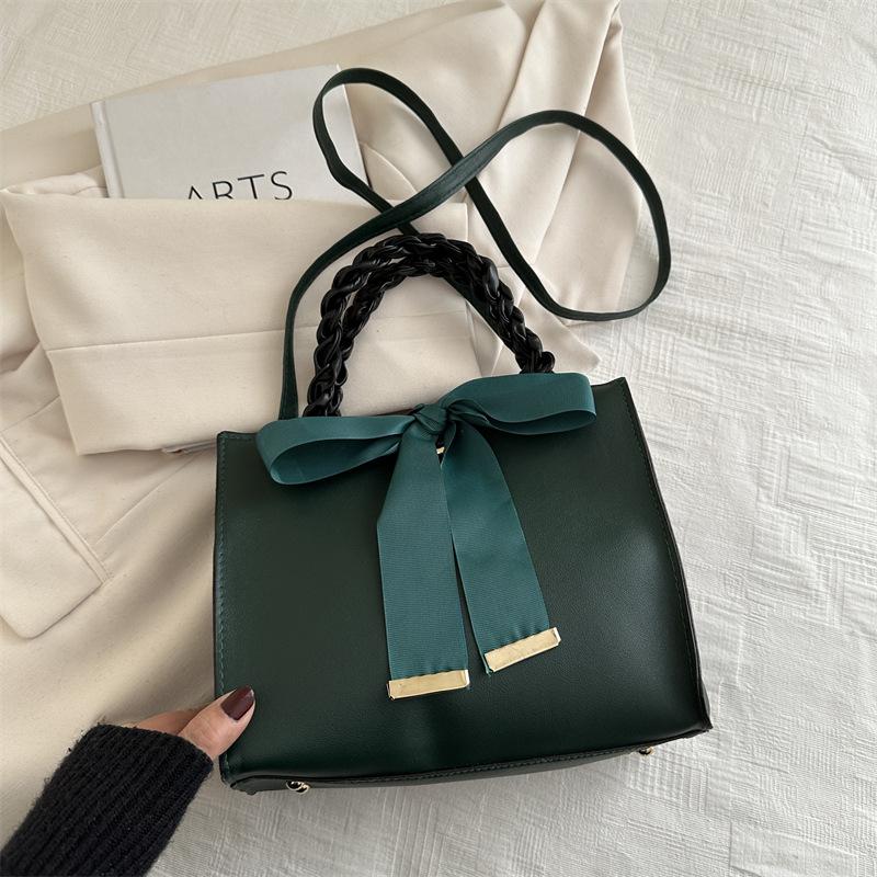 

2025 new red bridal wedding bag wedding bag handbag shoulder messenger bag square bag bow handbag зелёный