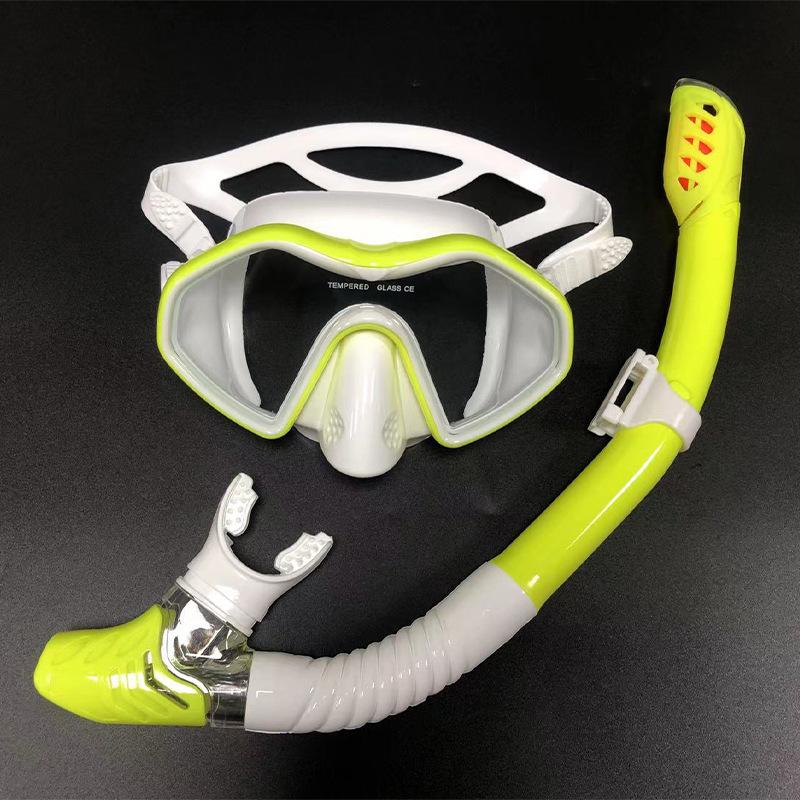 Underwater Snorkeling Half Face Face Swimming Mask Set Scuba Diving Respirator Masks Anti Fog Safe Breathing Snorkeling Masks for Crystal Clear Views