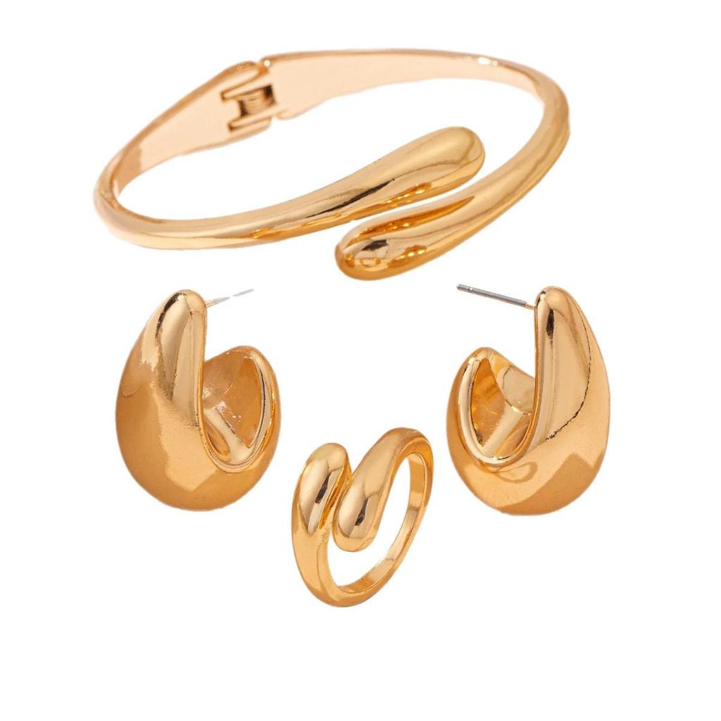 Gold Water Drop Jewelry Set: Bracelet, Ring & Earrings - Elegant Light Luxury Design