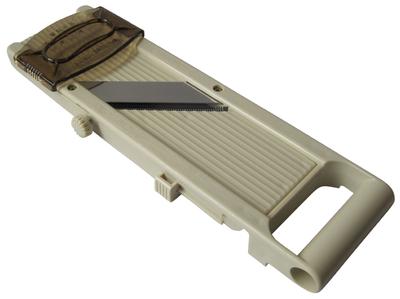 Made In Japan Vegetarian Slicer, Slices, Juliennes, Slices, Thickness Adjustment Function, Made In Niigata, Tsubame-Sanjo
