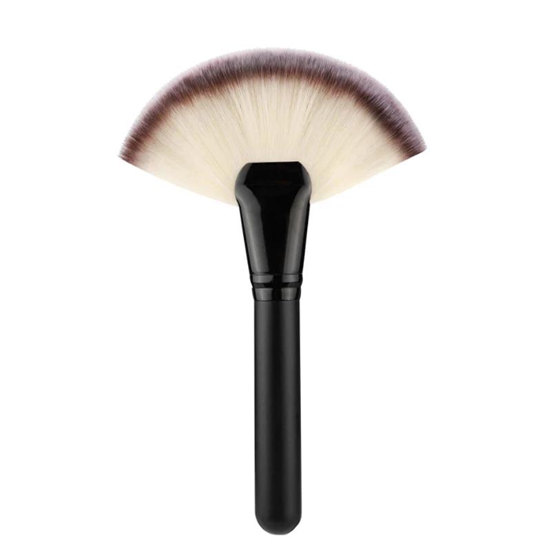 1pcs Large Fan Makeup Brushes Facial Powder Foundation Blusher Concealer Kabuki Brush Cosmetic Tools Pincel Maquiagem