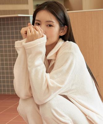 [Dossy] Fluffy Solid Winter Long-sleeve Collar Couple Pajama Set [Shipped from Korea] 100% Authentic