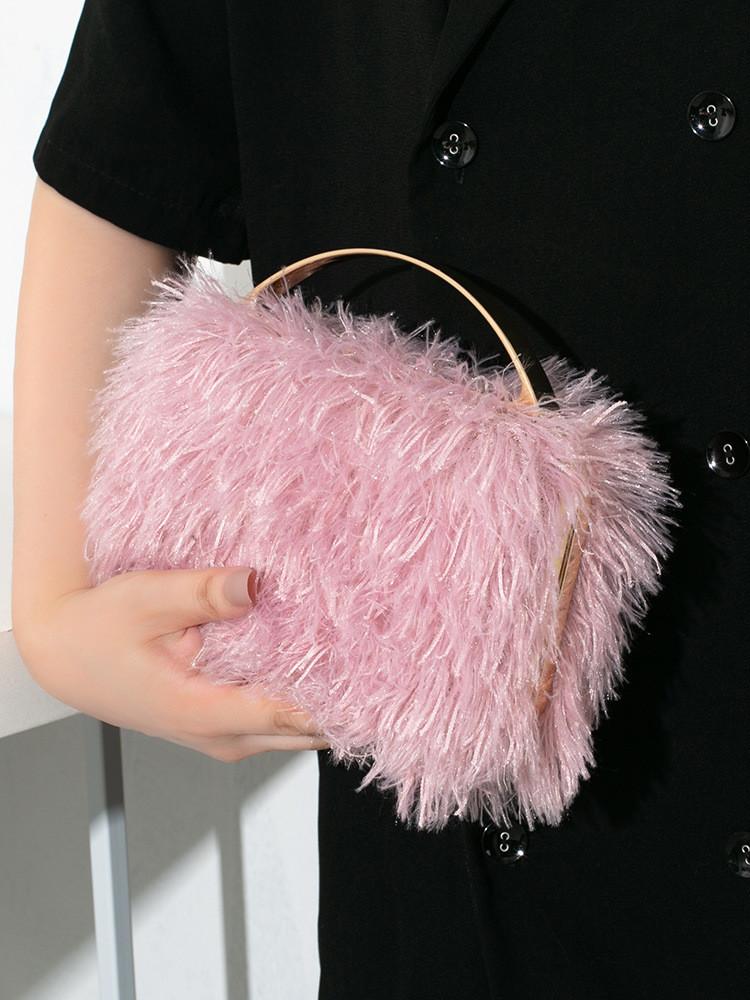 Borsa invernale in peluche da donna portatile con nappe e chiusura a lucchetto per uscite serali