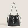 High End Light Luxury Diamond Chain Tote Bucket Bag for Women's Soft Leather New Large Capacity Shoulder Bag Fashionable Wandering Bag