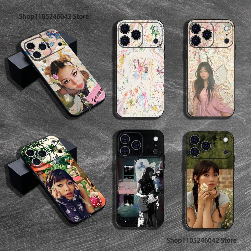B-beabadoobee Beatopia Handyhülle Für iPhone 17,16,15,14,13,12,11,Pro,Max,Plus Schwarzes Weiches Cover