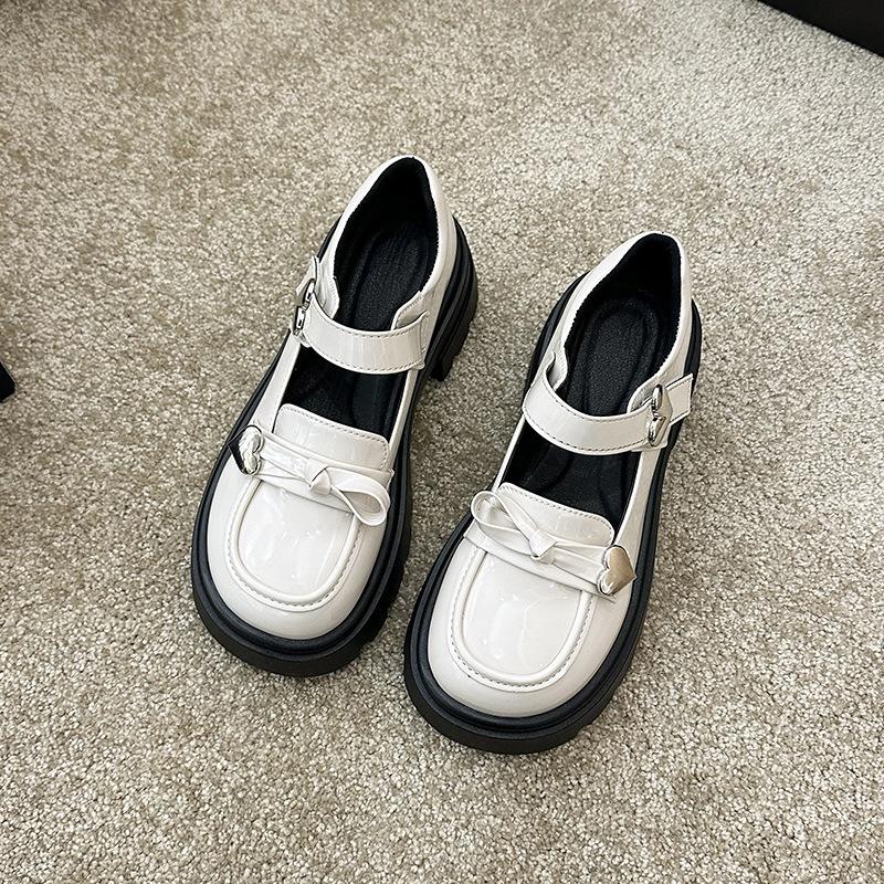 Patent Leather Mid Heels Mary Jane Shoes Women Japanese Style Heart Buckle Platform Pumps Woman Punk Jk Uniform Lolita Shoes