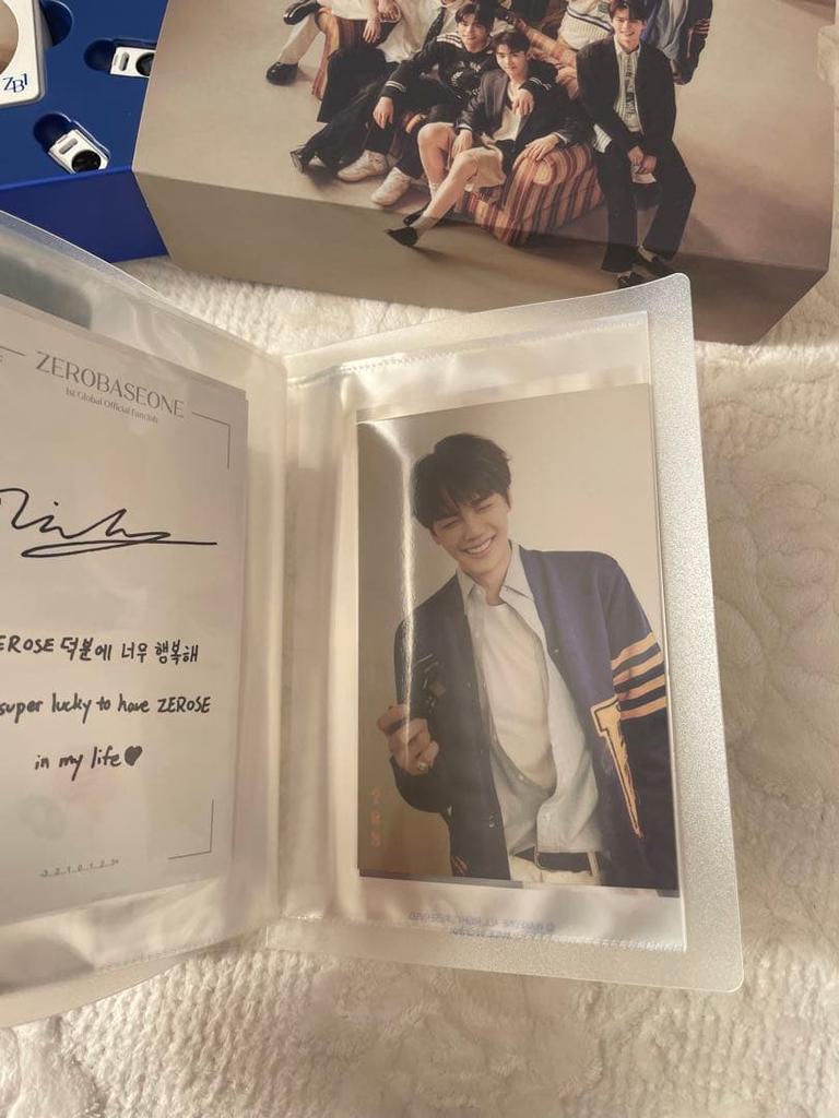 [USED] ZEROBASONE 1st Global FC Kit