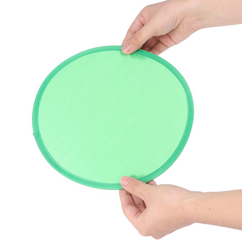 Přenosné skládací barevné kapesní skládací ventilátory s létajícím diskem pro letní venkovní hračky, dárky pro párty