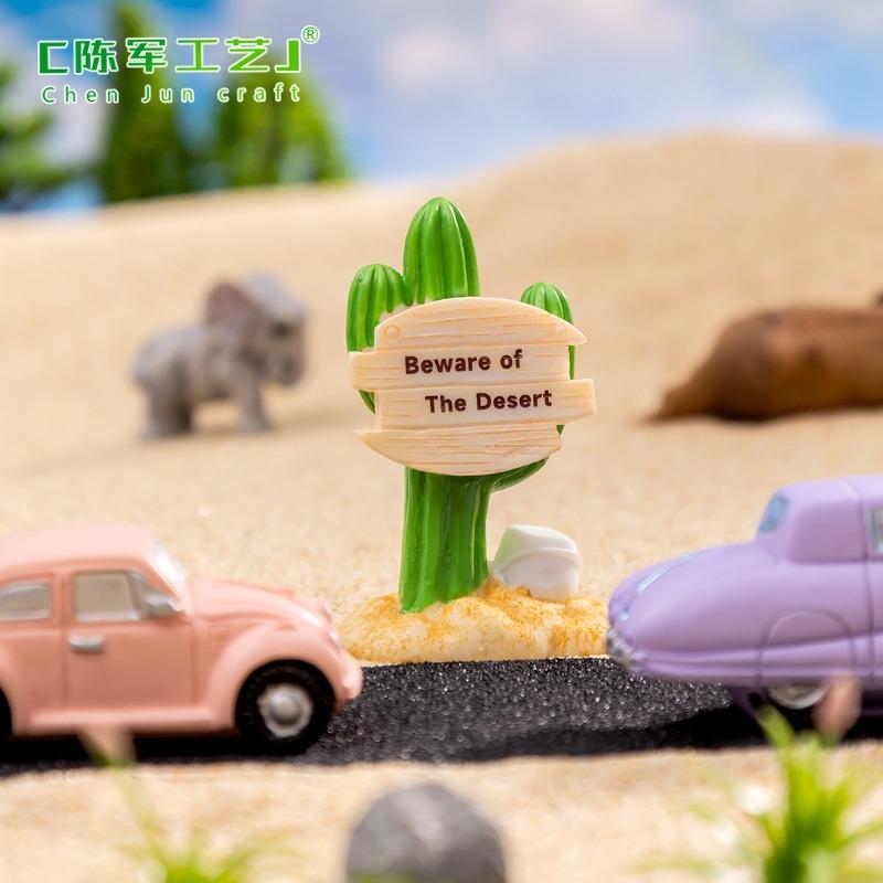Moss Micro-landscapeCute Directional Signs, Road Signs Landscaping Materials Decorative Items Accessories Mini Ornaments