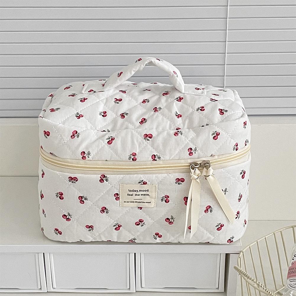 Women Cotton Quilted Makeup Bag Berry Travel Cosmetic Bag Zipper Cosmetic Pouch for Travel Shopping