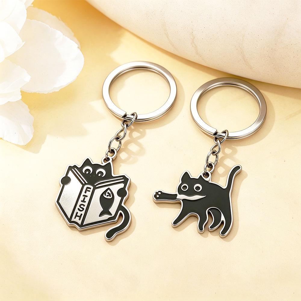 Creative Cartoon Cat Keychain: Stainless Steel Cat Pendant Charm