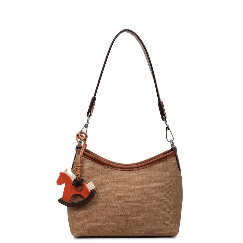 

2025 summer new fashion casual armpit bag women s versatile handbag niche design shoulder bag trendy messenger bag