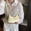 PU Leather Half-Moon Crossbody Bag Crossbody Versatile PU Leather Shoulder Bag Purse Wallets Messenger Bag Underarm Bag Women