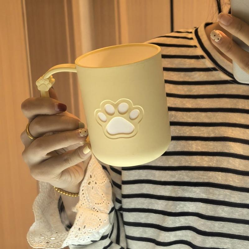 Cute Cartoon Cat Paw Couples Plastic Mouthwash Toothbrush Cup With Handle Home Bathroom Tumblers Portable Toothbrush Holder A2