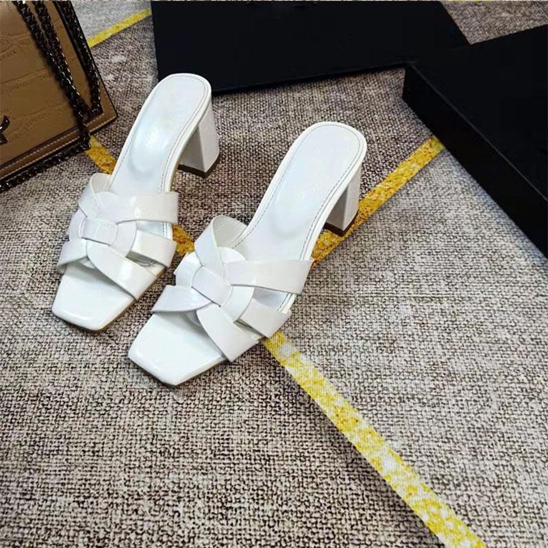 Fashion Woven circle slippers Women's high heels square patent leather flip-flops Thick designer alligator leather sandals