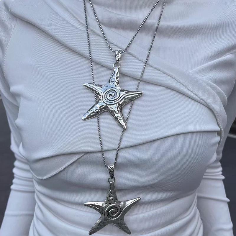 Y2K Retro Starfish Necklace for Women - Niche Subculture Style Collarbone Chain