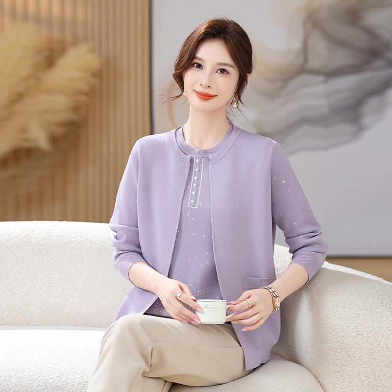 

Mom s Elegant Spring Knit Cardigan Set: Stylish Woolen Sweater Coat for Middle-Aged & Elderly Women, Perfect for Spring & Autumn. 3XL (for 120-135 jin) светло-фиолетовый