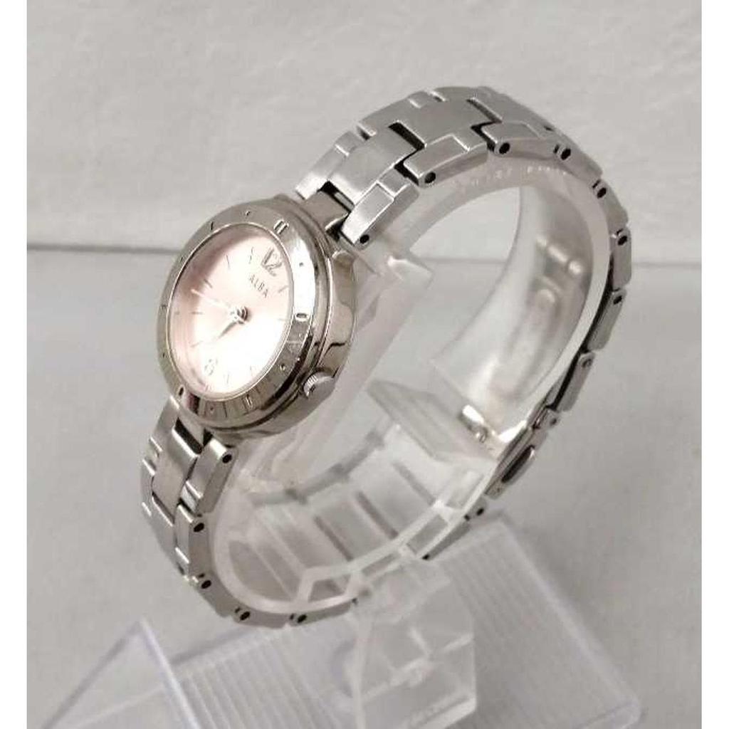 Used ALBA V501-0dw0 ALBA Quartz Watch