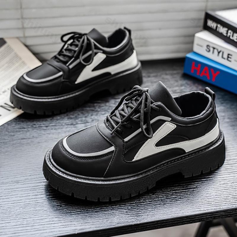Fashion Men's Platform Boaed Shoes 2025 Spring Autumn New Height Increase Outdoor Non Slip Casual Shoes Cross Tied Fashion Vintage Flats
